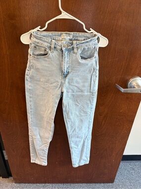 High-Rise Light Blue Women’s Jeans - Unbranded